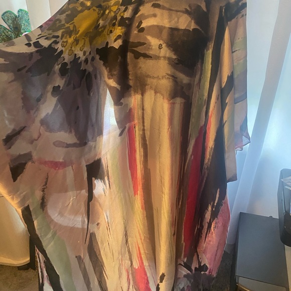 Why not be a FLAMINGO IN A FLOCK OF BIRDS 🦩🦩custom with Fab coverup. 🦩🦩🦩 - Picture 4 of 13